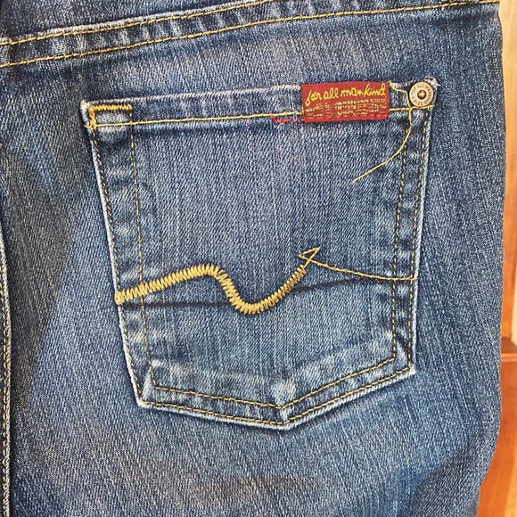 7 For All Mankind Size 25 Medium Wash Bootcut Jeans - Picture 3 of 6